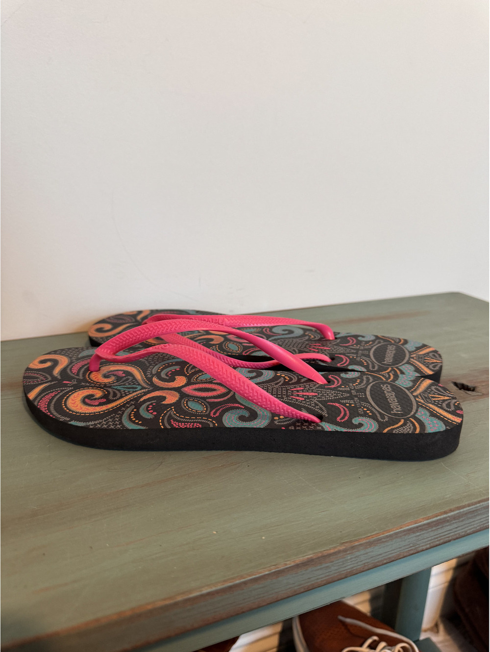 Paisley Havaianas *read description* US 11/12 Womens